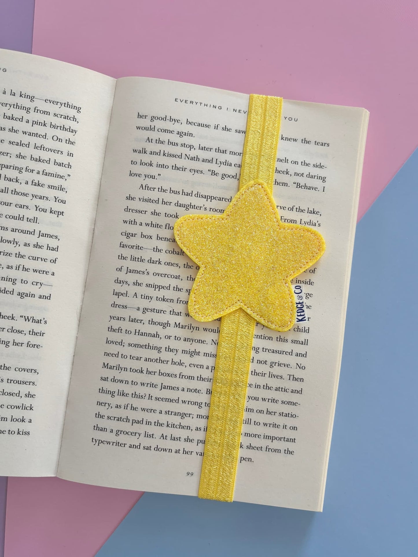 Yellow Glitter Star Elastic Bookmark