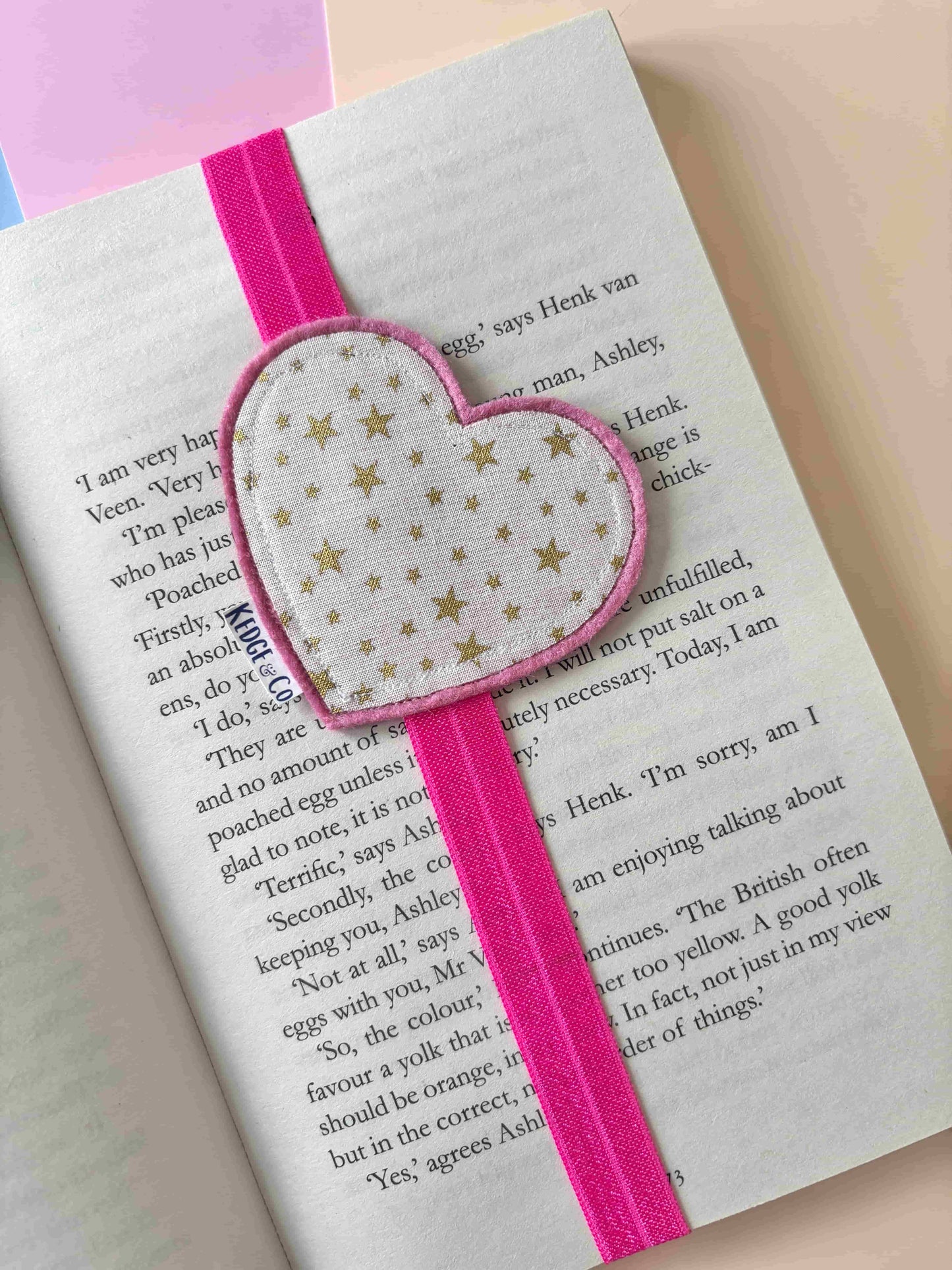 Bright Pink Heart Elastic Bookmark