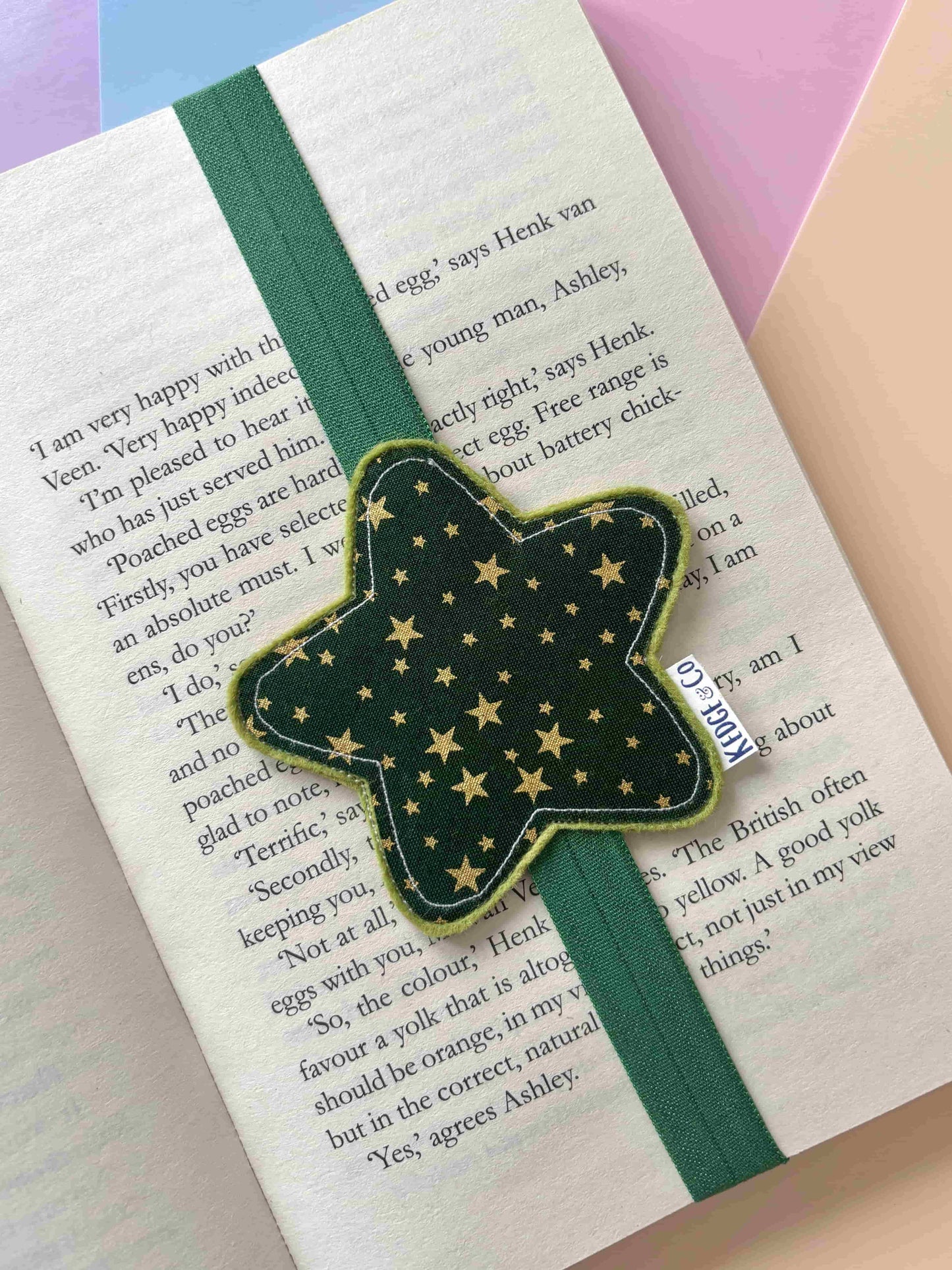 Green Star Elastic Bookmark