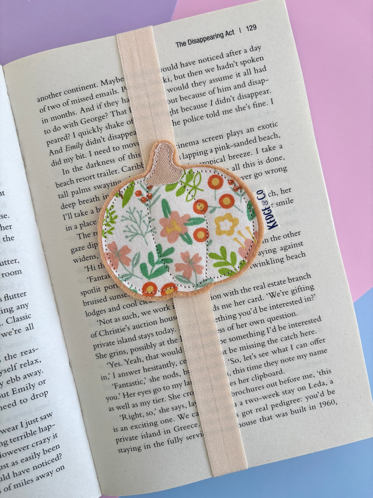 Floral Pumpkin Elastic Bookmark